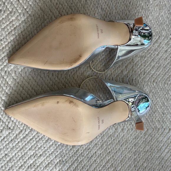Nine West Metallic Silver Slingback Pointed Toe Mule Heels Size 9 NWOB - Picture 6 of 7